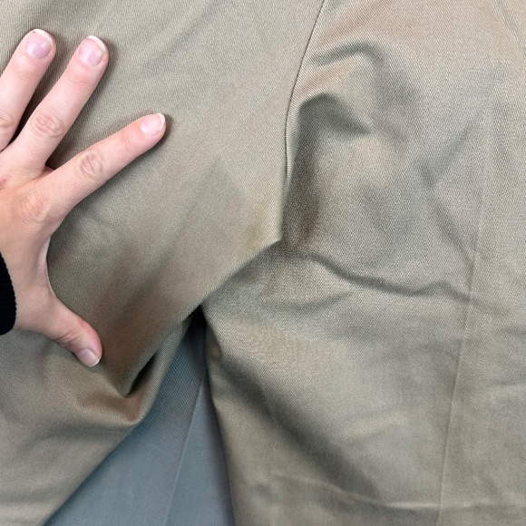 Dockers Men’s Signature Khaki Pants W38 L30 Classic Fit Iron-Free Stretch - Picture 4 of 9